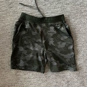 Lululemon camp shorts